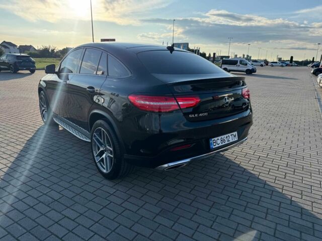 Черный Мерседес ГЛЕ-Класс, объемом двигателя 3 л и пробегом 140 тыс. км за 37900 $, фото 6 на Automoto.ua