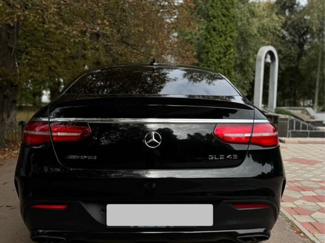 Черный Мерседес ГЛЕ-Класс, объемом двигателя 3 л и пробегом 269 тыс. км за 49500 $, фото 6 на Automoto.ua