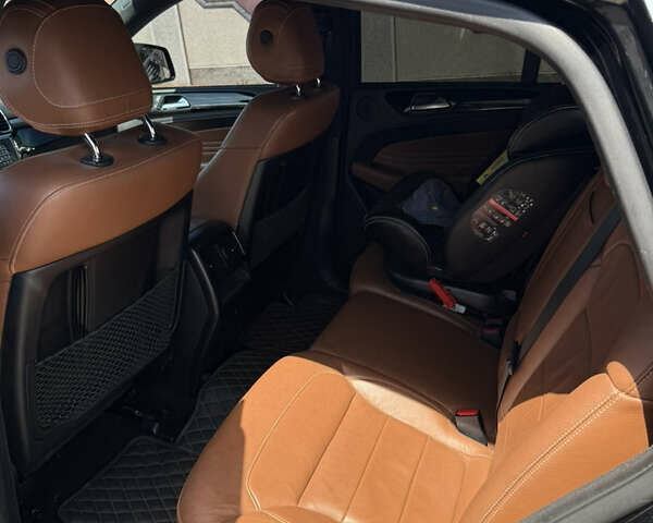 Черный Мерседес ГЛЕ-Класс, объемом двигателя 2.99 л и пробегом 165 тыс. км за 47500 $, фото 18 на Automoto.ua