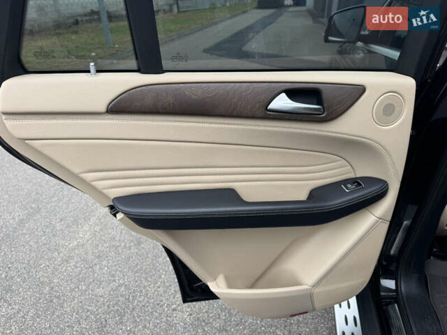 Черный Мерседес ГЛЕ-Класс, объемом двигателя 3 л и пробегом 89 тыс. км за 39999 $, фото 24 на Automoto.ua