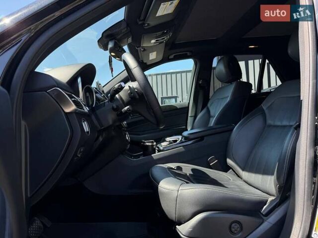 Черный Мерседес ГЛЕ-Класс, объемом двигателя 2.14 л и пробегом 280 тыс. км за 23500 $, фото 12 на Automoto.ua