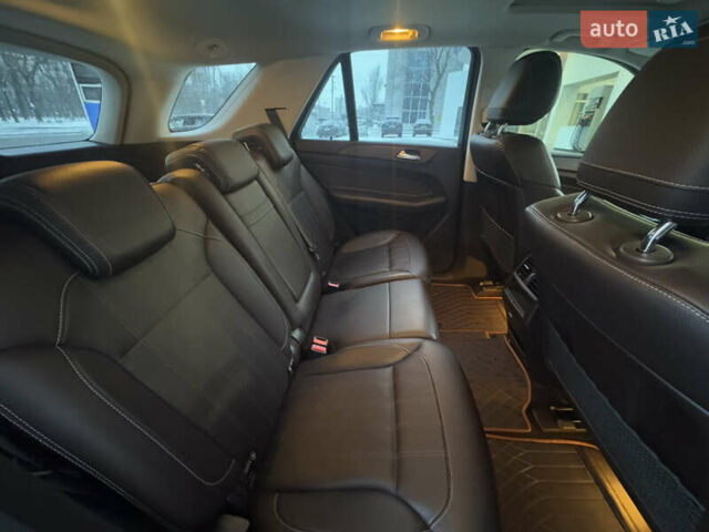Черный Мерседес ГЛЕ-Класс, объемом двигателя 2.14 л и пробегом 230 тыс. км за 28000 $, фото 21 на Automoto.ua