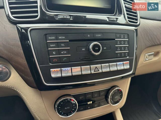 Черный Мерседес ГЛЕ-Класс, объемом двигателя 3 л и пробегом 89 тыс. км за 39999 $, фото 42 на Automoto.ua