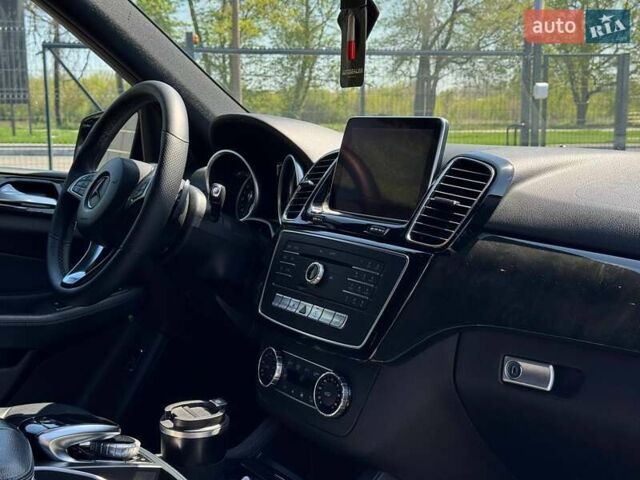 Черный Мерседес ГЛЕ-Класс, объемом двигателя 2.14 л и пробегом 280 тыс. км за 23500 $, фото 19 на Automoto.ua