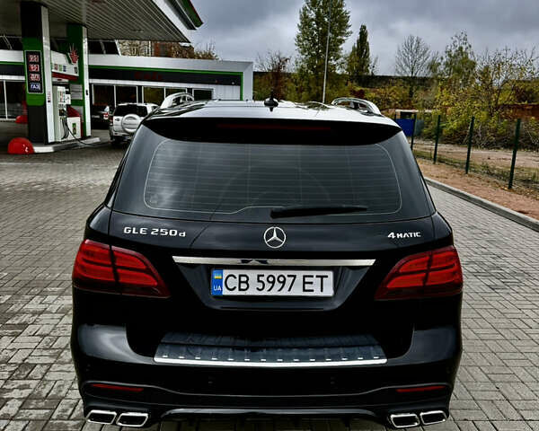 Мерседес ГЛЕ-Класс 2015 в Попольне на Automoto.ua Черный Мерседес ГЛЕ-Класс, объемом двигателя 2.14 л и пробегом 276 тыс. км за 33000 $, фото 5 на Automoto.ua