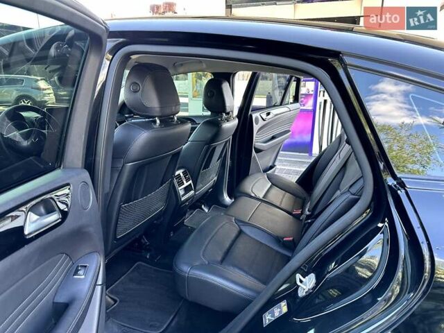 Черный Мерседес ГЛЕ-Класс, объемом двигателя 3 л и пробегом 198 тыс. км за 38700 $, фото 14 на Automoto.ua