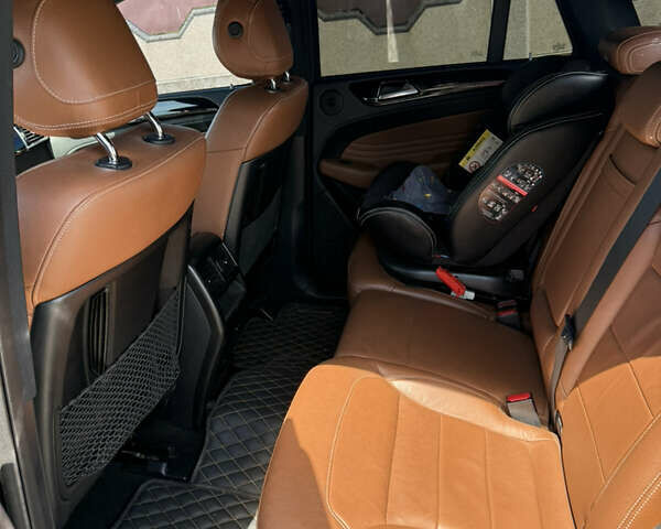 Черный Мерседес ГЛЕ-Класс, объемом двигателя 2.99 л и пробегом 165 тыс. км за 47500 $, фото 19 на Automoto.ua