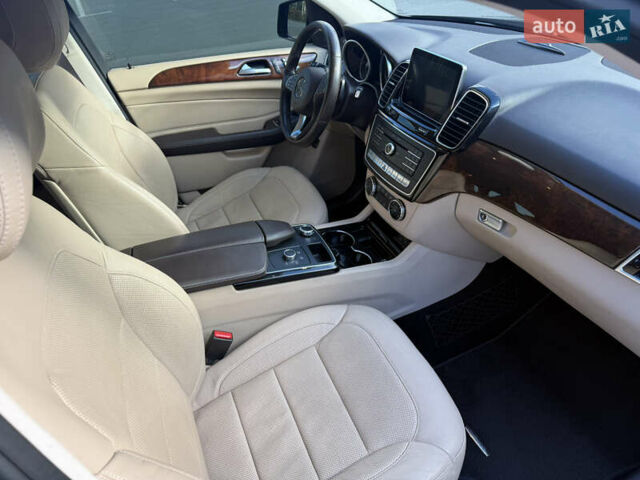 Чорний Мерседес ГЛЕ-Клас, об'ємом двигуна 3 л та пробігом 121 тис. км за 45000 $, фото 12 на Automoto.ua