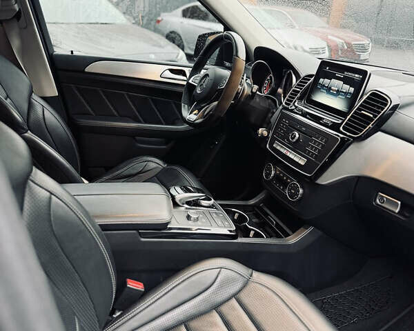 Чорний Мерседес ГЛЕ-Клас, об'ємом двигуна 5.5 л та пробігом 99 тис. км за 44000 $, фото 8 на Automoto.ua