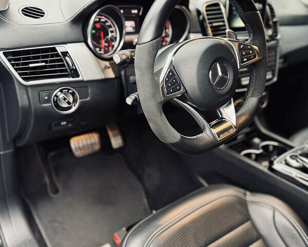 Чорний Мерседес ГЛЕ-Клас, об'ємом двигуна 5.5 л та пробігом 99 тис. км за 44000 $, фото 4 на Automoto.ua