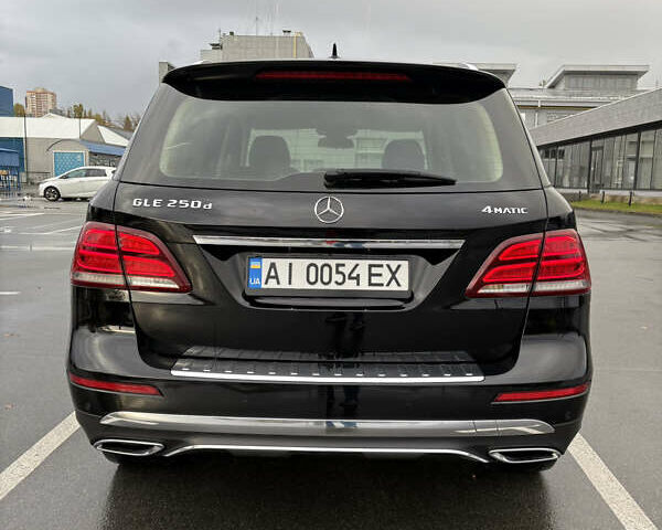 Мерседес ГЛЕ-Класс 2015 в Киеве на Automoto.ua Черный Мерседес ГЛЕ-Класс, объемом двигателя 2.14 л и пробегом 220 тыс. км за 25500 $, фото 7 на Automoto.ua