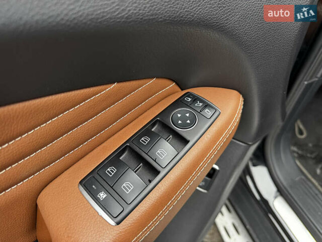 Черный Мерседес ГЛЕ-Класс, объемом двигателя 3 л и пробегом 86 тыс. км за 38900 $, фото 49 на Automoto.ua