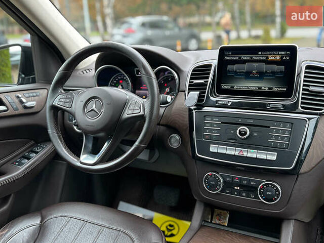 Мерседес ГЛЕ-Класс 2015 в Львове на Automoto.ua Черный Мерседес ГЛЕ-Класс, объемом двигателя 2.99 л и пробегом 177 тыс. км за 37900 $, фото 24 на Automoto.ua