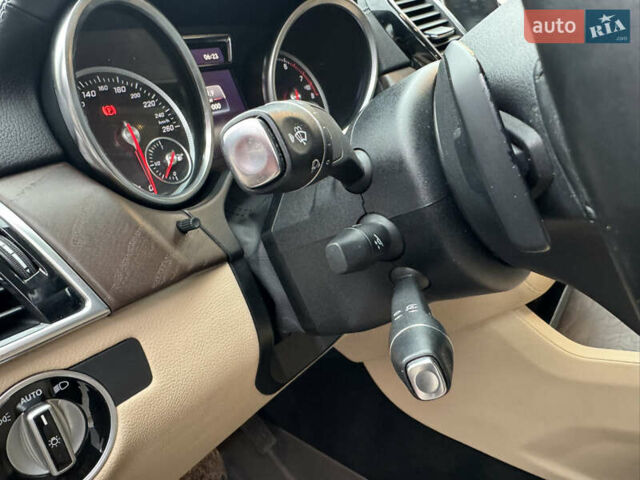 Черный Мерседес ГЛЕ-Класс, объемом двигателя 3 л и пробегом 89 тыс. км за 39999 $, фото 37 на Automoto.ua