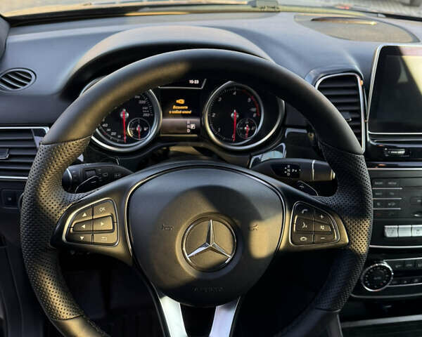 Черный Мерседес ГЛЕ-Класс, объемом двигателя 2.99 л и пробегом 195 тыс. км за 29000 $, фото 9 на Automoto.ua