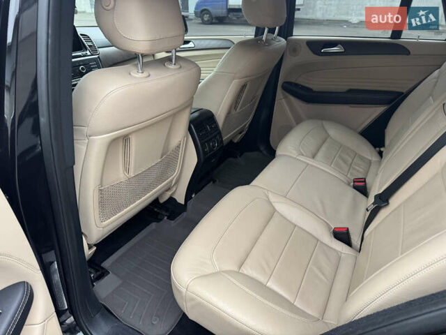 Черный Мерседес ГЛЕ-Класс, объемом двигателя 3 л и пробегом 89 тыс. км за 39999 $, фото 23 на Automoto.ua