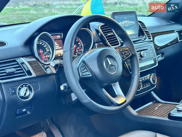 Мерседес ГЛЕ-Клас 2016 у Вінниці на Automoto.ua Чорний Мерседес ГЛЕ-Клас, об'ємом двигуна 2.2 л та пробігом 280 тис. км за 31555 $, фото 39 на Automoto.ua
