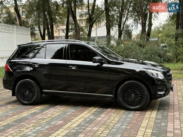 Черный Мерседес ГЛЕ-Класс, объемом двигателя 3 л и пробегом 150 тыс. км за 29500 $, фото 2 на Automoto.ua