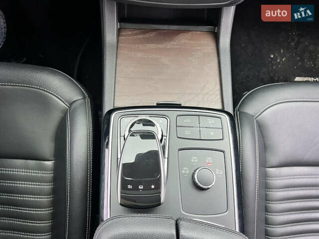 Черный Мерседес ГЛЕ-Класс, объемом двигателя 3 л и пробегом 136 тыс. км за 45500 $, фото 65 на Automoto.ua