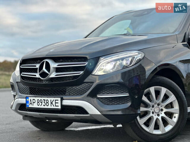 Мерседес ГЛЕ-Клас 2016 у Вінниці на Automoto.ua Чорний Мерседес ГЛЕ-Клас, об'ємом двигуна 2.2 л та пробігом 280 тис. км за 31555 $, фото 1 на Automoto.ua