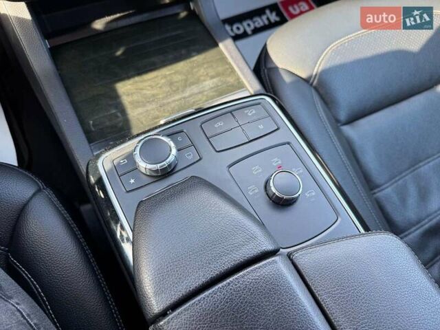 Мерседес ГЛЕ-Класс 2016 в Запорожье на Automoto.ua Черный Мерседес ГЛЕ-Класс, объемом двигателя 3 л и пробегом 218 тыс. км за 35990 $, фото 32 на Automoto.ua