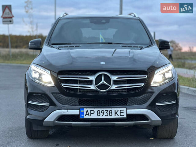 Мерседес ГЛЕ-Клас 2016 у Вінниці на Automoto.ua Чорний Мерседес ГЛЕ-Клас, об'ємом двигуна 2.2 л та пробігом 280 тис. км за 31555 $, фото 23 на Automoto.ua