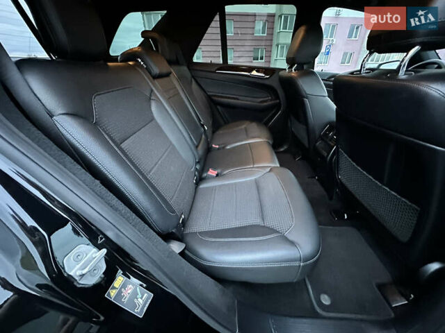 Мерседес ГЛЕ-Клас 2016 у Вінниці на Automoto.ua Чорний Мерседес ГЛЕ-Клас, об'ємом двигуна 2.2 л та пробігом 280 тис. км за 31555 $, фото 57 на Automoto.ua