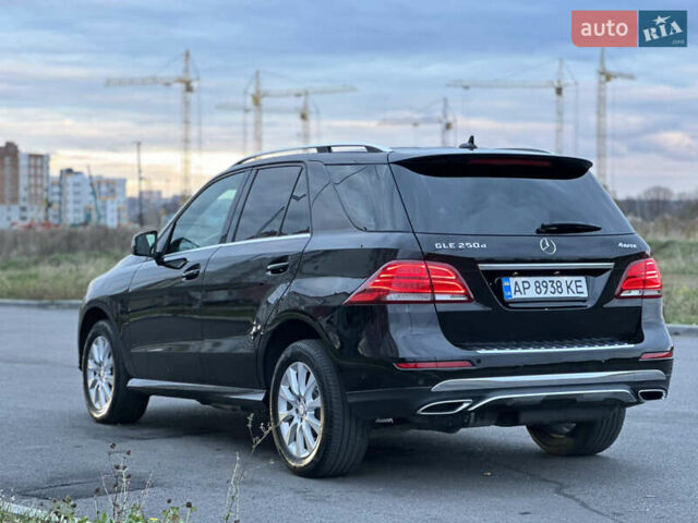 Мерседес ГЛЕ-Клас 2016 у Вінниці на Automoto.ua Чорний Мерседес ГЛЕ-Клас, об'ємом двигуна 2.2 л та пробігом 280 тис. км за 31555 $, фото 29 на Automoto.ua