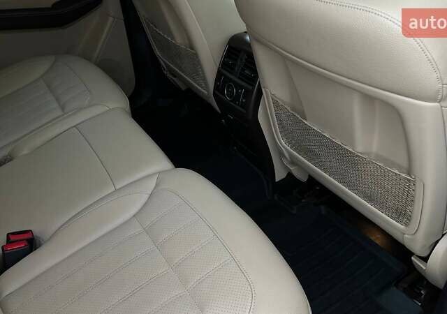 Черный Мерседес ГЛЕ-Класс, объемом двигателя 2.99 л и пробегом 163 тыс. км за 34500 $, фото 32 на Automoto.ua