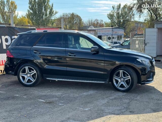 Черный Мерседес ГЛЕ-Класс, объемом двигателя 3 л и пробегом 218 тыс. км за 35990 $, фото 4 на Automoto.ua