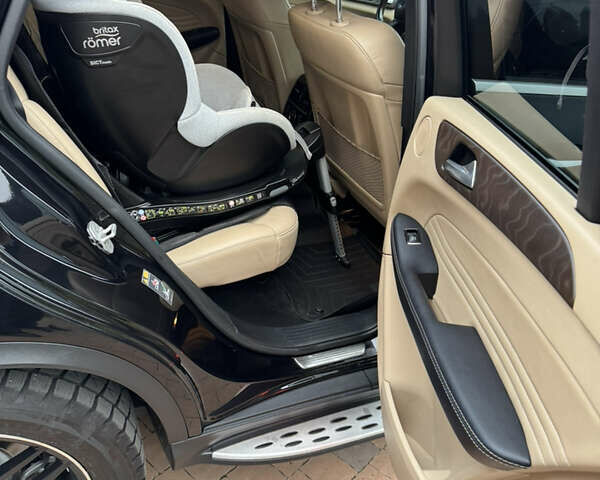 Чорний Мерседес ГЛЕ-Клас, об'ємом двигуна 3 л та пробігом 130 тис. км за 37500 $, фото 17 на Automoto.ua