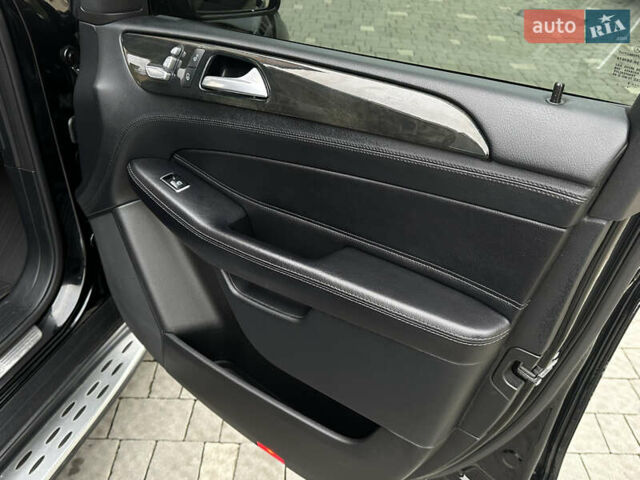 Черный Мерседес ГЛЕ-Класс, объемом двигателя 3 л и пробегом 216 тыс. км за 29900 $, фото 75 на Automoto.ua