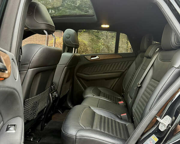 Черный Мерседес ГЛЕ-Класс, объемом двигателя 2.99 л и пробегом 136 тыс. км за 45500 $, фото 27 на Automoto.ua