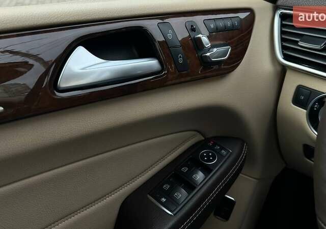 Черный Мерседес ГЛЕ-Класс, объемом двигателя 2.99 л и пробегом 163 тыс. км за 34500 $, фото 17 на Automoto.ua