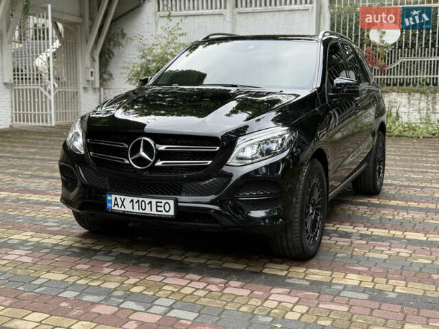 Черный Мерседес ГЛЕ-Класс, объемом двигателя 3 л и пробегом 150 тыс. км за 29500 $, фото 12 на Automoto.ua