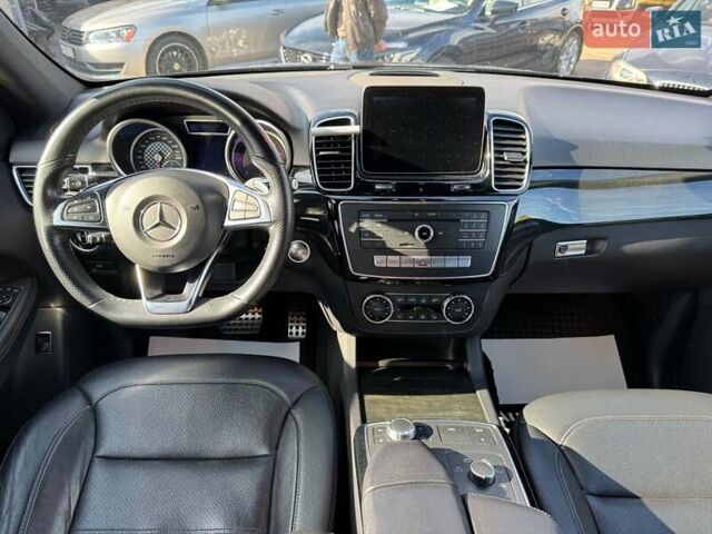 Мерседес ГЛЕ-Класс 2016 в Запорожье на Automoto.ua Черный Мерседес ГЛЕ-Класс, объемом двигателя 3 л и пробегом 218 тыс. км за 35990 $, фото 18 на Automoto.ua