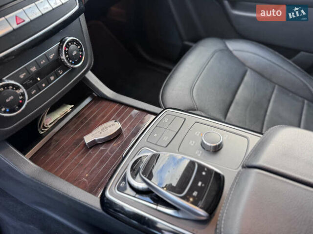 Чорний Мерседес ГЛЕ-Клас, об'ємом двигуна 3 л та пробігом 74 тис. км за 28500 $, фото 33 на Automoto.ua