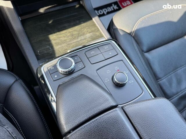 Черный Мерседес ГЛЕ-Класс, объемом двигателя 3 л и пробегом 218 тыс. км за 35990 $, фото 32 на Automoto.ua