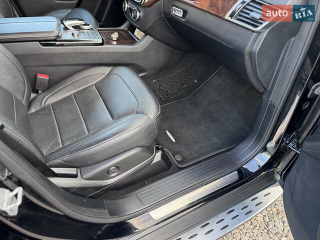 Чорний Мерседес ГЛЕ-Клас, об'ємом двигуна 3 л та пробігом 74 тис. км за 28500 $, фото 49 на Automoto.ua