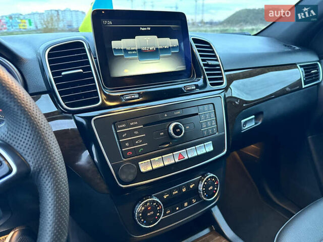 Мерседес ГЛЕ-Клас 2016 у Вінниці на Automoto.ua Чорний Мерседес ГЛЕ-Клас, об'ємом двигуна 2.2 л та пробігом 280 тис. км за 31555 $, фото 48 на Automoto.ua