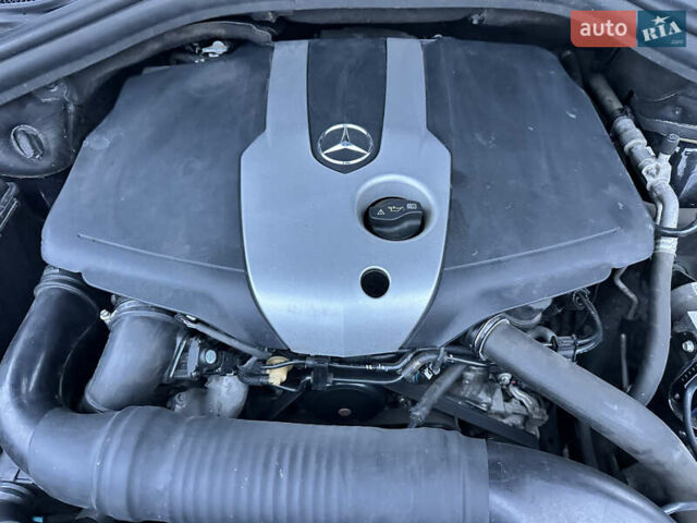 Мерседес ГЛЕ-Клас 2016 у Вінниці на Automoto.ua Чорний Мерседес ГЛЕ-Клас, об'ємом двигуна 2.2 л та пробігом 280 тис. км за 31555 $, фото 65 на Automoto.ua