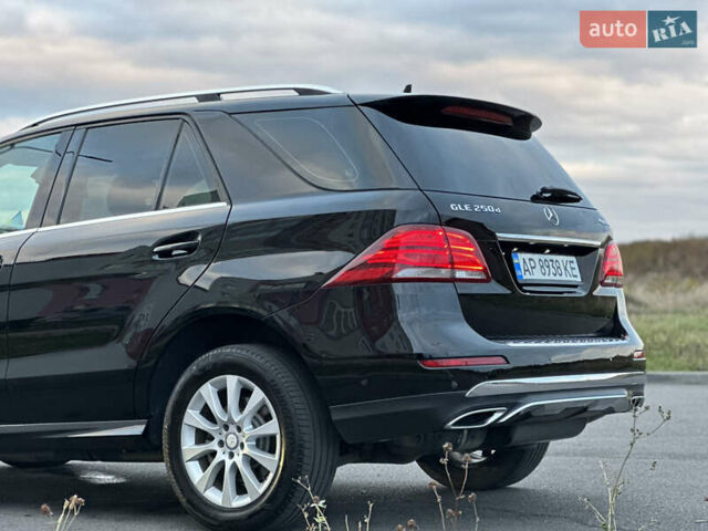 Мерседес ГЛЕ-Клас 2016 у Вінниці на Automoto.ua Чорний Мерседес ГЛЕ-Клас, об'ємом двигуна 2.2 л та пробігом 280 тис. км за 31555 $, фото 15 на Automoto.ua