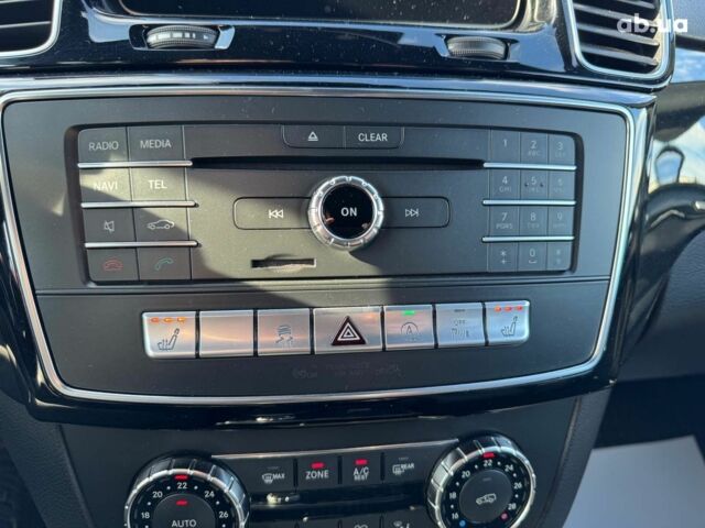 Черный Мерседес ГЛЕ-Класс, объемом двигателя 3 л и пробегом 218 тыс. км за 35990 $, фото 31 на Automoto.ua