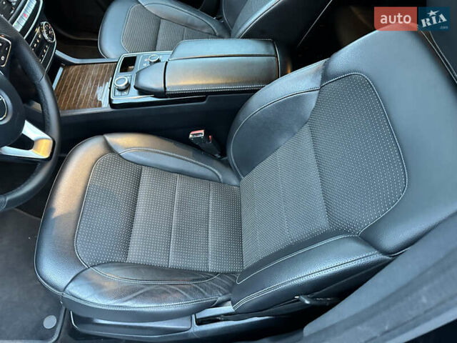 Мерседес ГЛЕ-Клас 2016 у Вінниці на Automoto.ua Чорний Мерседес ГЛЕ-Клас, об'ємом двигуна 2.2 л та пробігом 280 тис. км за 31555 $, фото 38 на Automoto.ua