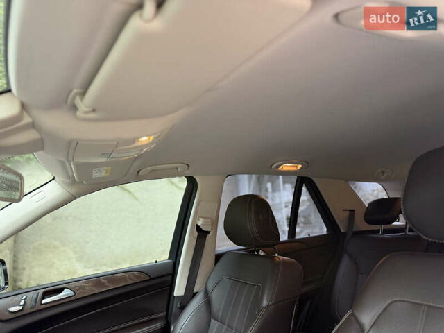 Черный Мерседес ГЛЕ-Класс, объемом двигателя 3 л и пробегом 150 тыс. км за 29500 $, фото 33 на Automoto.ua