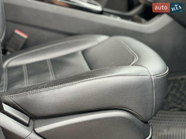 Черный Мерседес ГЛЕ-Класс, объемом двигателя 2.99 л и пробегом 221 тыс. км за 32800 $, фото 16 на Automoto.ua