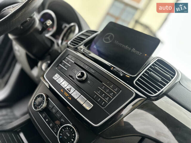 Черный Мерседес ГЛЕ-Класс, объемом двигателя 3 л и пробегом 216 тыс. км за 29900 $, фото 79 на Automoto.ua