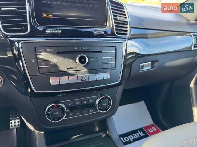 Мерседес ГЛЕ-Класс 2016 в Запорожье на Automoto.ua Черный Мерседес ГЛЕ-Класс, объемом двигателя 3 л и пробегом 218 тыс. км за 35990 $, фото 29 на Automoto.ua