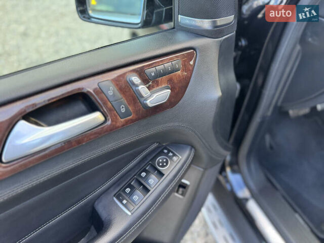Чорний Мерседес ГЛЕ-Клас, об'ємом двигуна 3 л та пробігом 74 тис. км за 28500 $, фото 27 на Automoto.ua