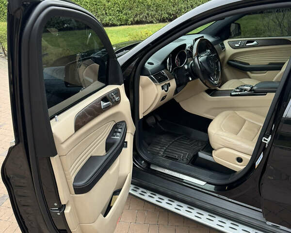 Чорний Мерседес ГЛЕ-Клас, об'ємом двигуна 3 л та пробігом 130 тис. км за 37500 $, фото 4 на Automoto.ua